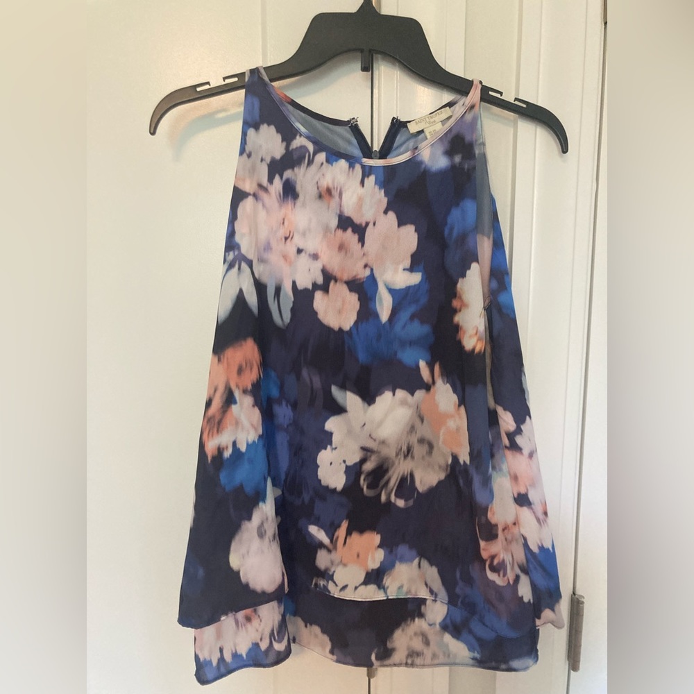 NWOT - Saint Tropez West - Floral Top - Size XS